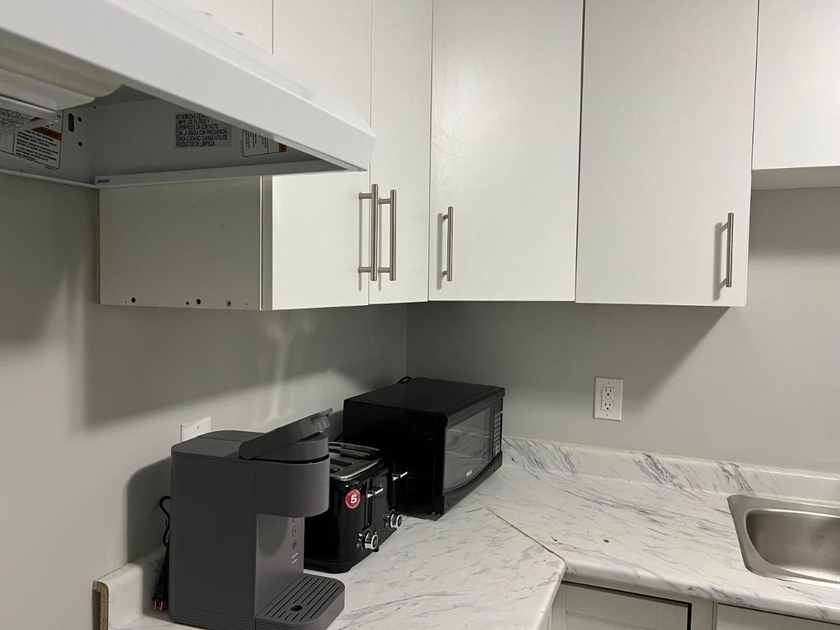 Cozy Modern And Lavish 1 Bedroom Basement Suite Winnipeg Ngoại thất bức ảnh
